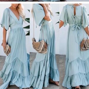 ISO VICI seafoam dress in L or XL!